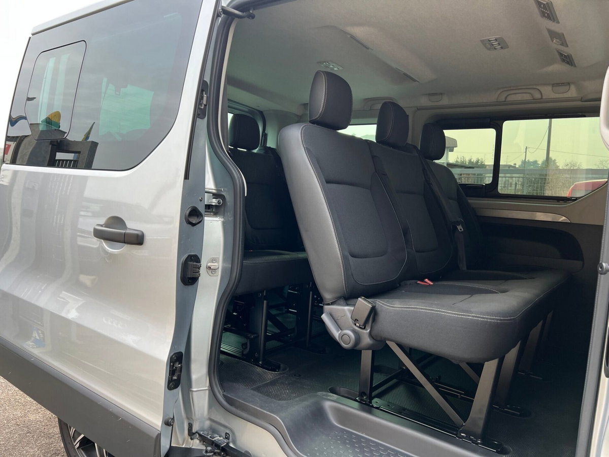 Renault Trafic Furgone BluedCi 150CV EDC PL-TN SpaceClass (5)