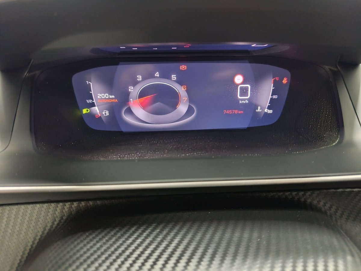 Peugeot 2008 PureTech 130 S&S Allure (12)