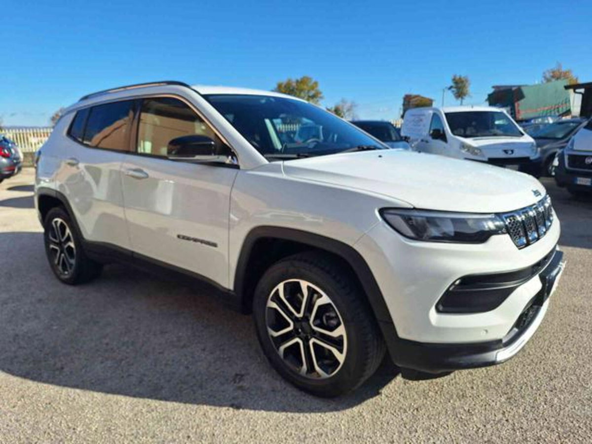 Jeep Compass 1.3 T4 190CV PHEV AT6 4xe Limited (4)