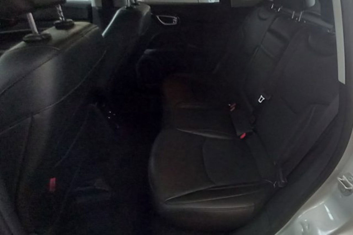 Jeep Compass 1.3 T4 240CV PHEV AT6 4xe Trailhawk (9)