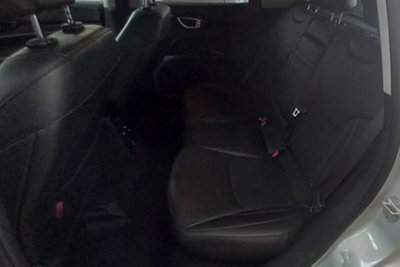 Jeep Compass 1.3 T4 240CV PHEV AT6 4xe Trailhawk (9)