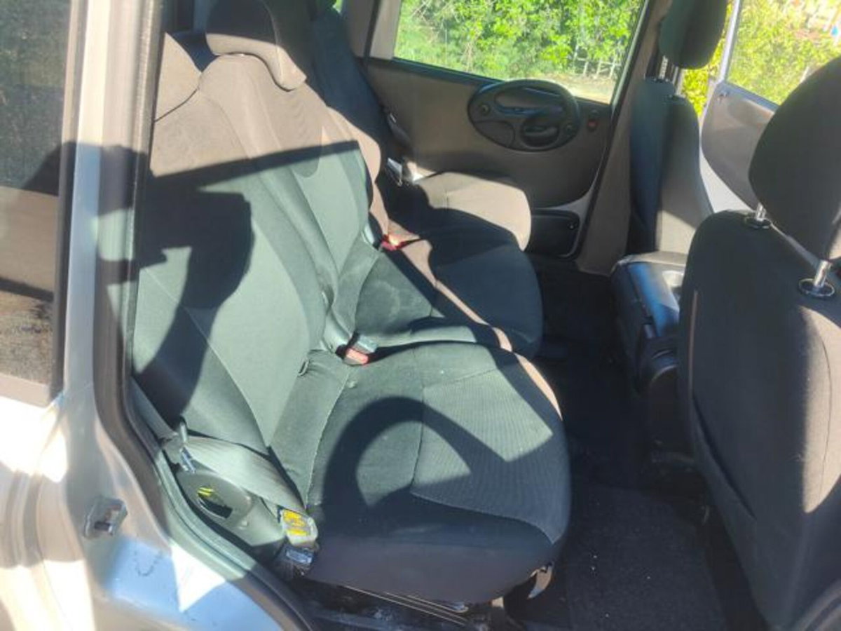 Fiat Multipla 1.6 16V Natural Power Dynamic (12)