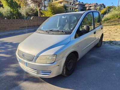 Fiat Multipla 1.6 16V Natural Power Dynamic (2)