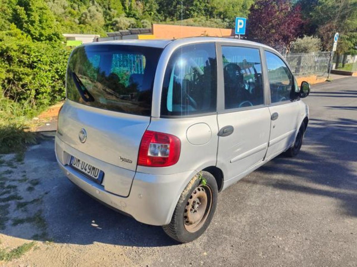 Fiat Multipla 1.6 16V Natural Power Dynamic (6)