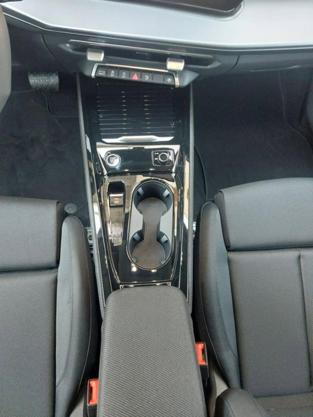 Audi Q3 Sportback 2.0 tdi S line edition 150cv s-tronic (10)