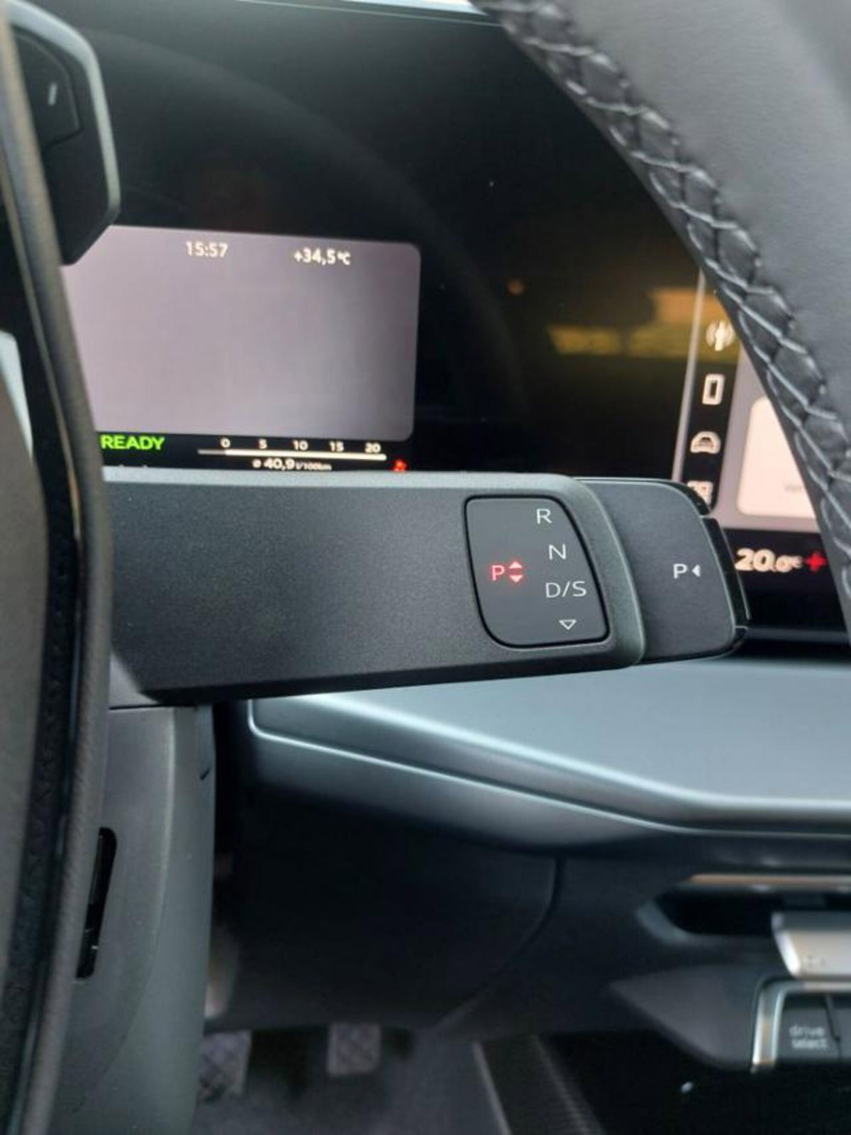 Audi Q3 Sportback 2.0 tdi S line edition 150cv s-tronic (15)