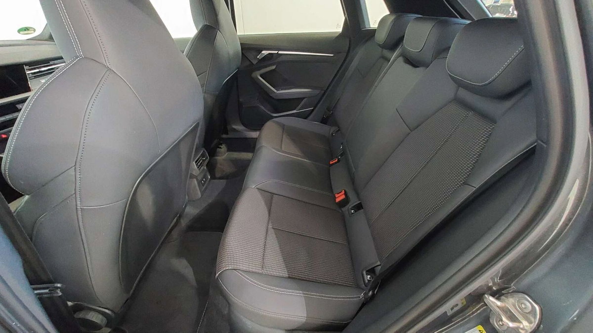 Audi A3 Sportback 35 TDI S tronic S line edition (8)