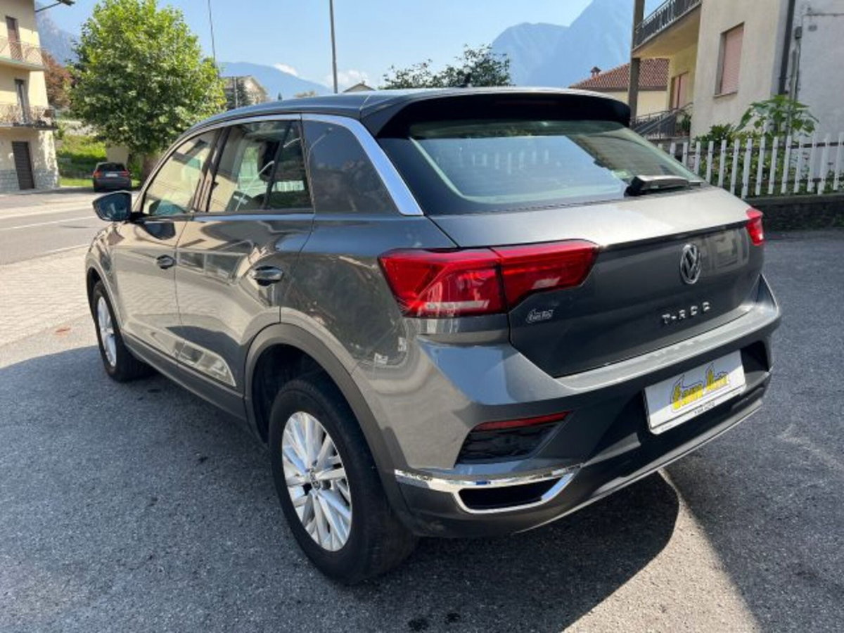 Volkswagen T-Roc 1.6 TDI SCR Business BlueMotion Technology (4)