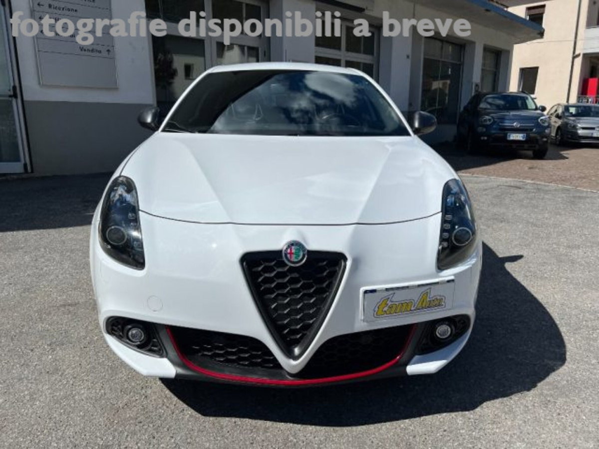 Alfa Romeo Giulietta 1750 turbo Veloce 240cv tct my17 (2)