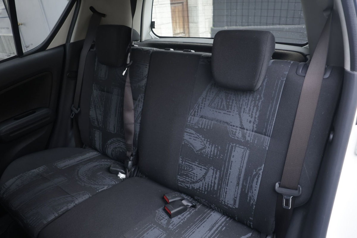 Opel Agila 1.2 16V 94CV Enjoy (3)