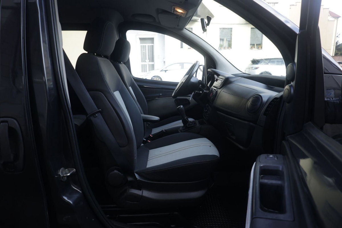 Fiat Qubo 1.3 MJT 95 CV Trekking (10)