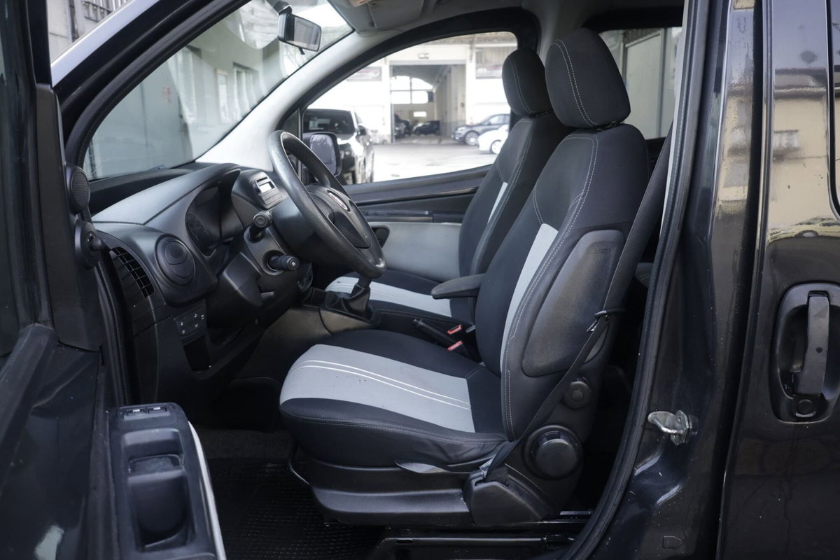 Fiat Qubo 1.3 MJT 95 CV Trekking (17)