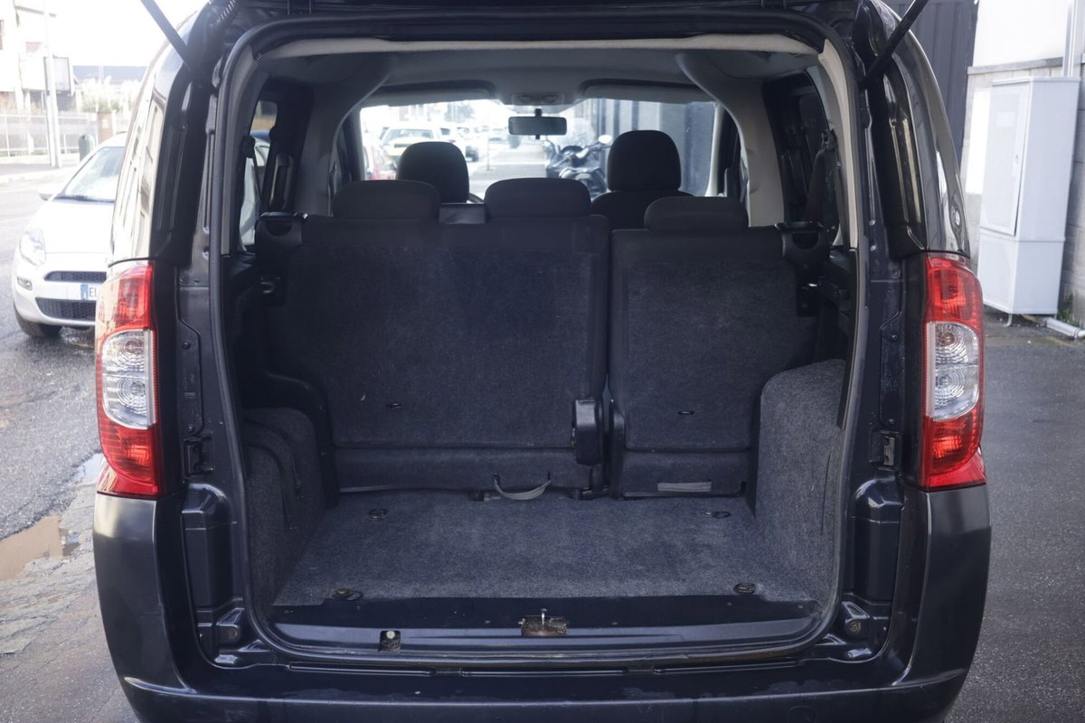 Fiat Qubo 1.3 MJT 95 CV Trekking (18)