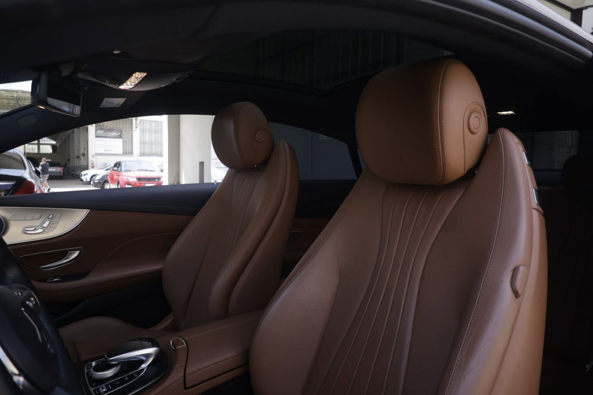 Mercedes-Benz Classe E Coupé 220 d 4Matic Premium Plus (17)
