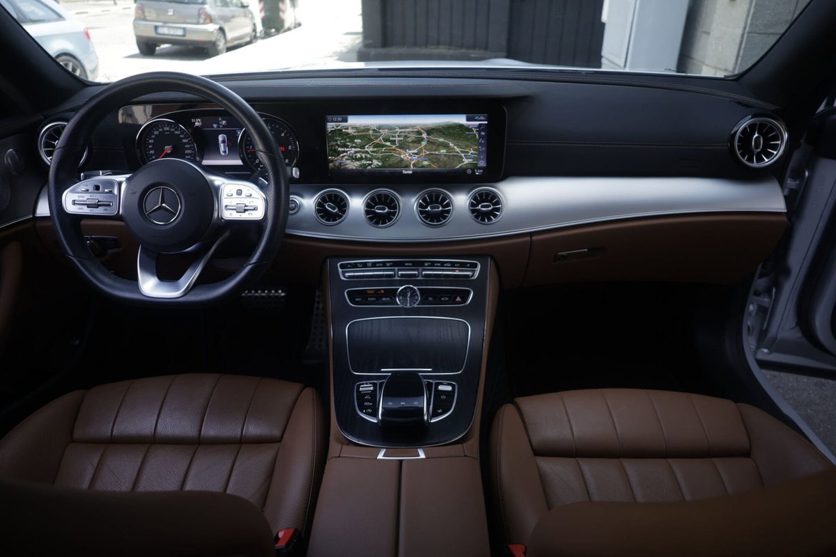 Mercedes-Benz Classe E Coupé 220 d 4Matic Premium Plus (2)