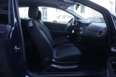 Fiat Grande Punto 1.3 MJT 75 CV 5 porte Dynamic (10)
