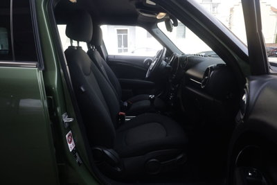 MINI Mini Countryman 1.6 Cooper D Business Countryman (10)