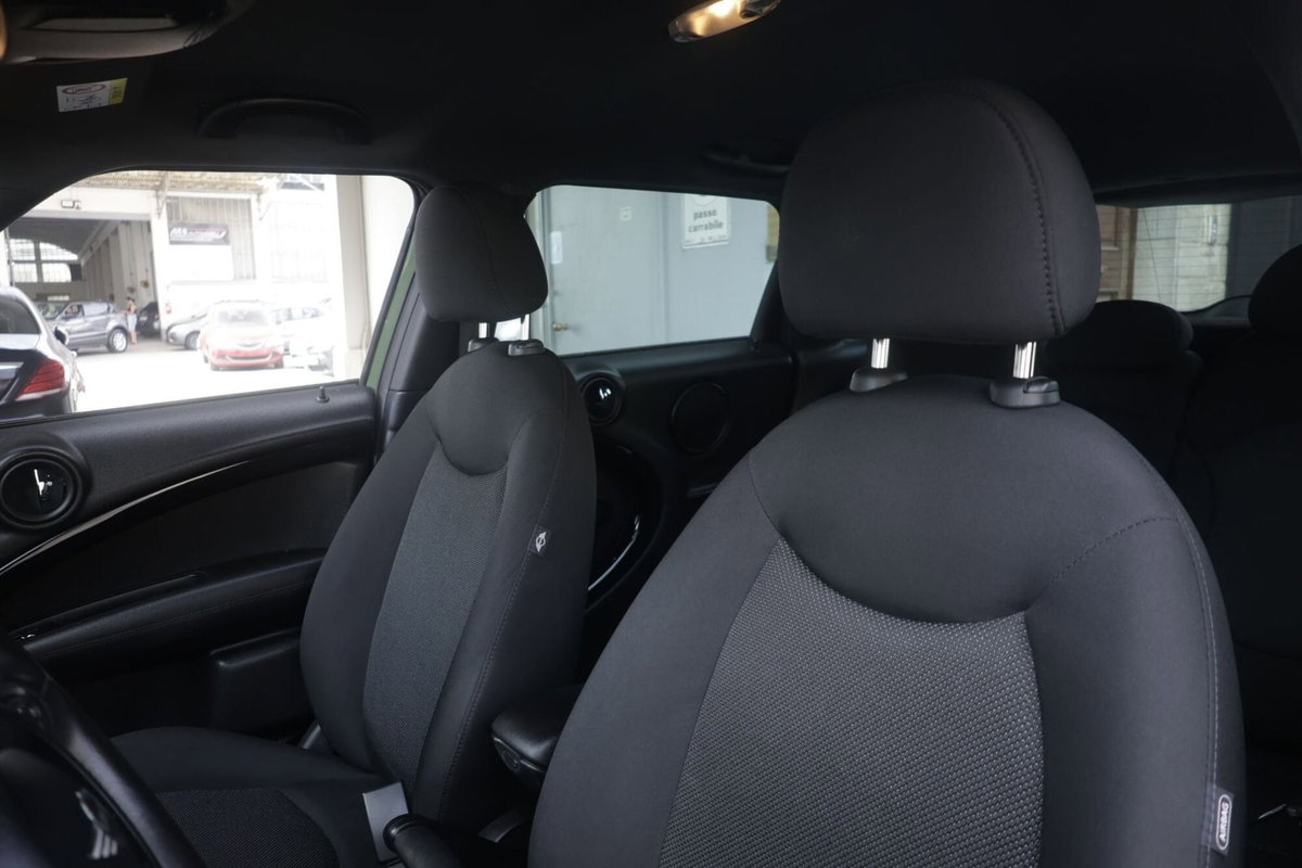 MINI Mini Countryman 1.6 Cooper D Business Countryman (16)