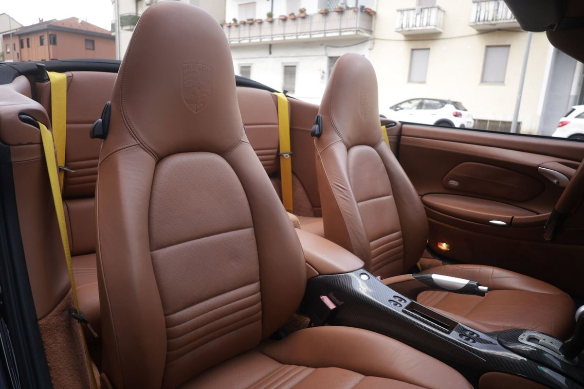 Porsche 911 Cabrio 3.0 Carrera 4S (6)