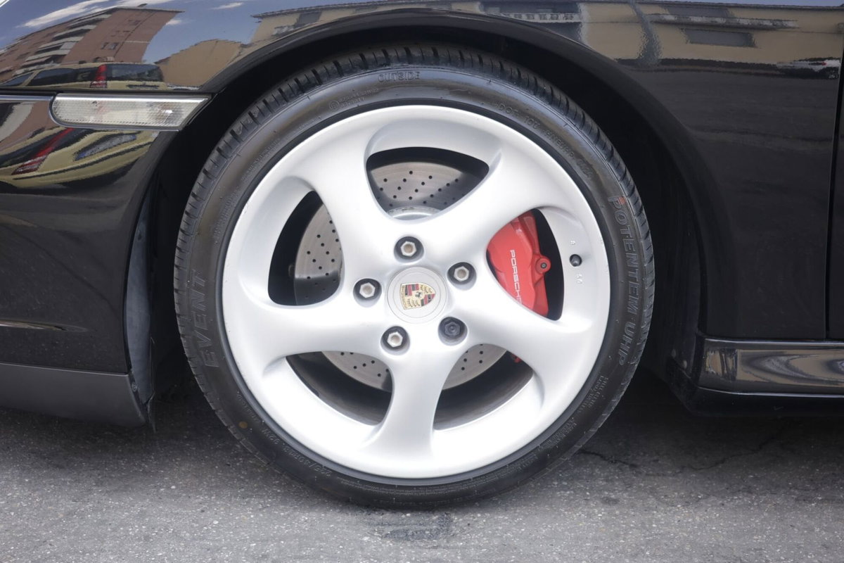 Porsche 911 Cabrio 3.0 Carrera 4S (9)