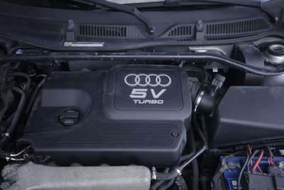 Audi TT Coupé 1.8 TFSI (16)