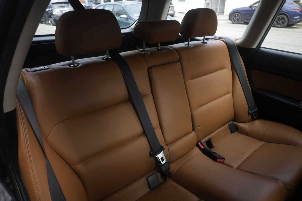 Subaru Legacy Station Wagon 2.0D 16V Station Wagon CQ (12)