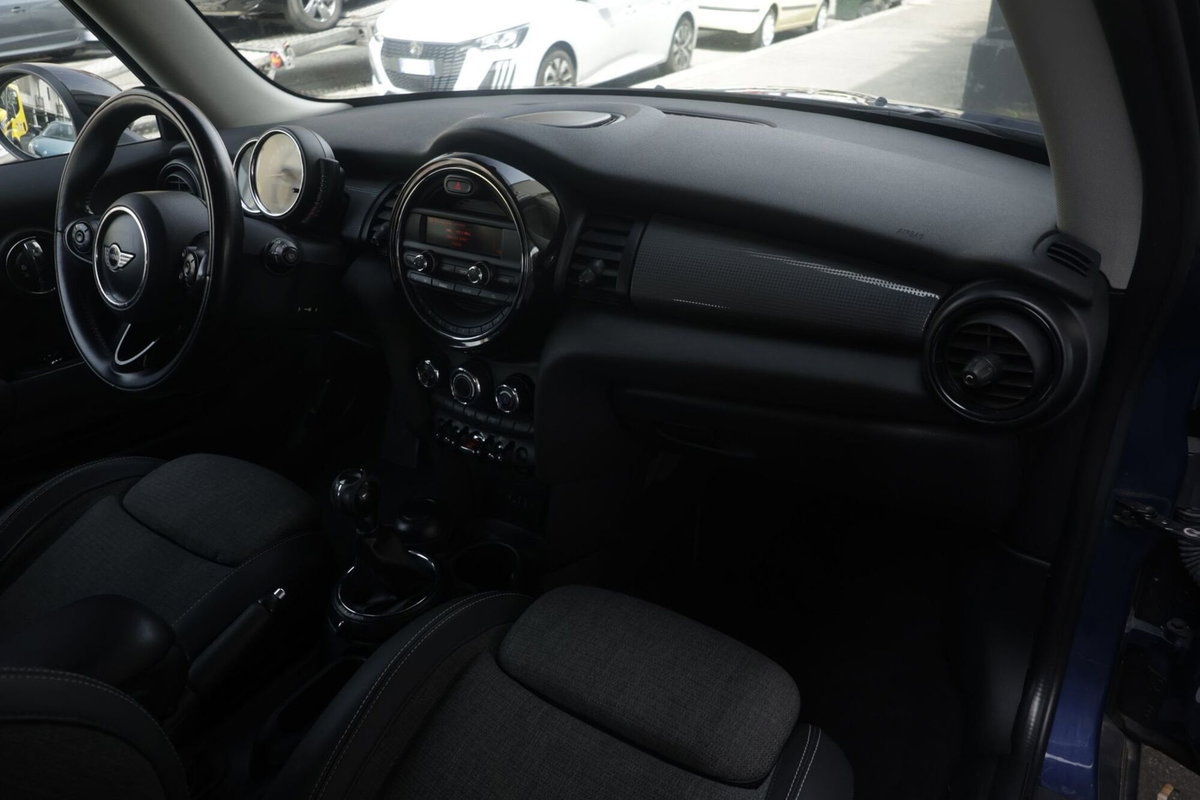 MINI Mini 1.5 Cooper Resolute (6)