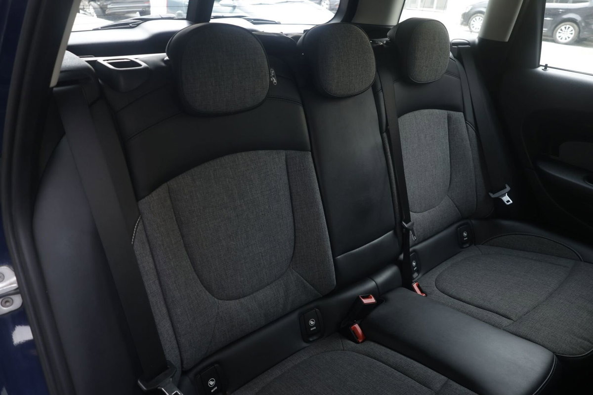MINI Mini Clubman 2.0 Cooper SD Hype Clubman ALL4 Automatica (12)