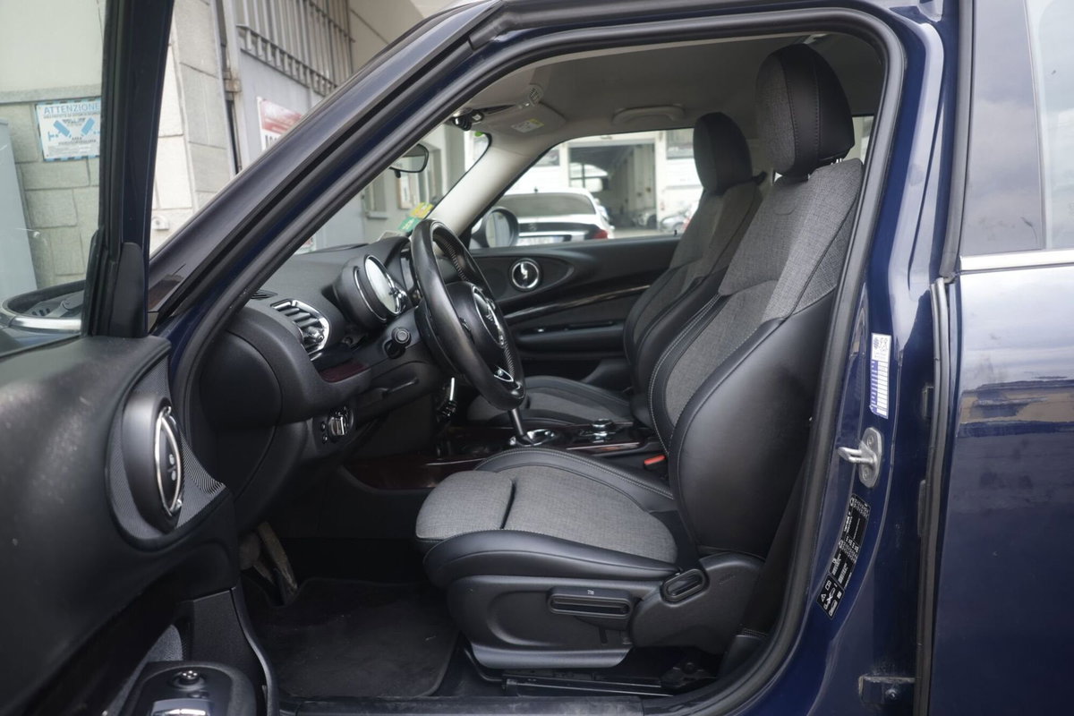 MINI Mini Clubman 2.0 Cooper SD Hype Clubman ALL4 Automatica (17)