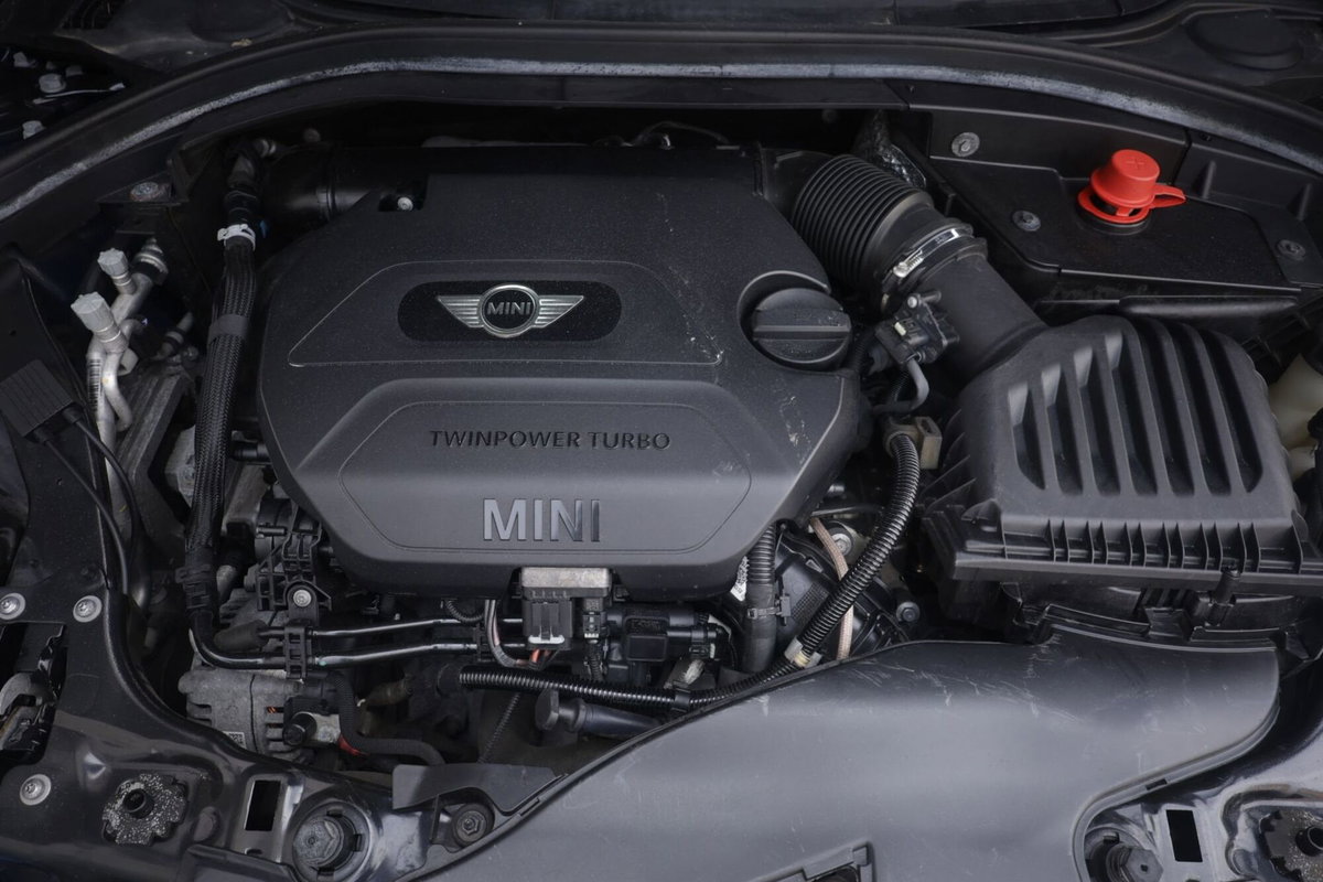 MINI Mini Clubman 2.0 Cooper SD Hype Clubman ALL4 Automatica (19)