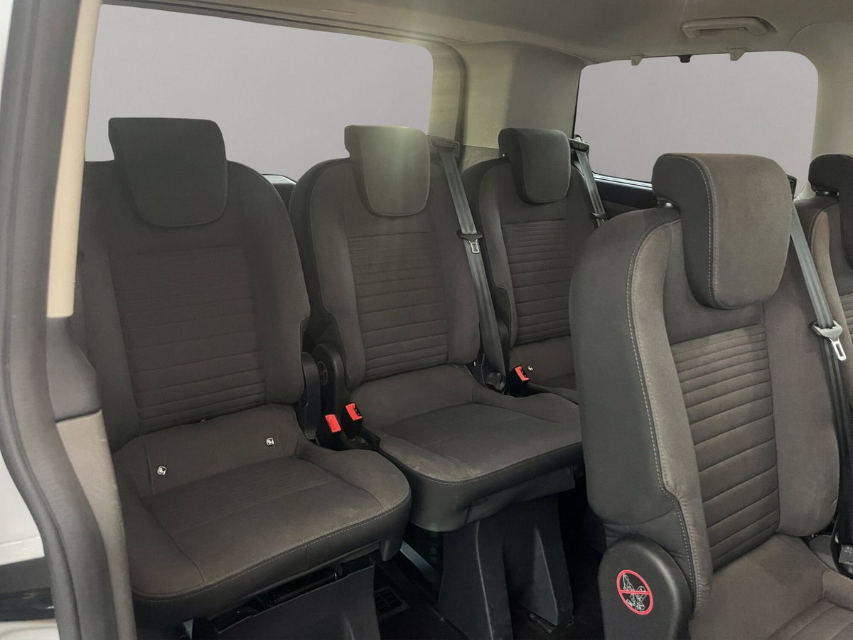 Ford Tourneo Custom Shuttle Bus 320 2.0 EcoBlue 130CV aut.PL Tit. (13)