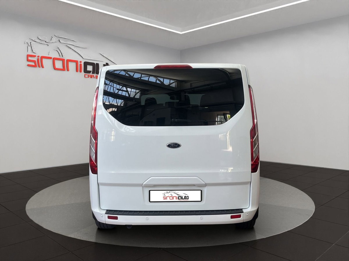 Ford Tourneo Custom Shuttle Bus 320 2.0 EcoBlue 130CV aut.PL Tit. (6)