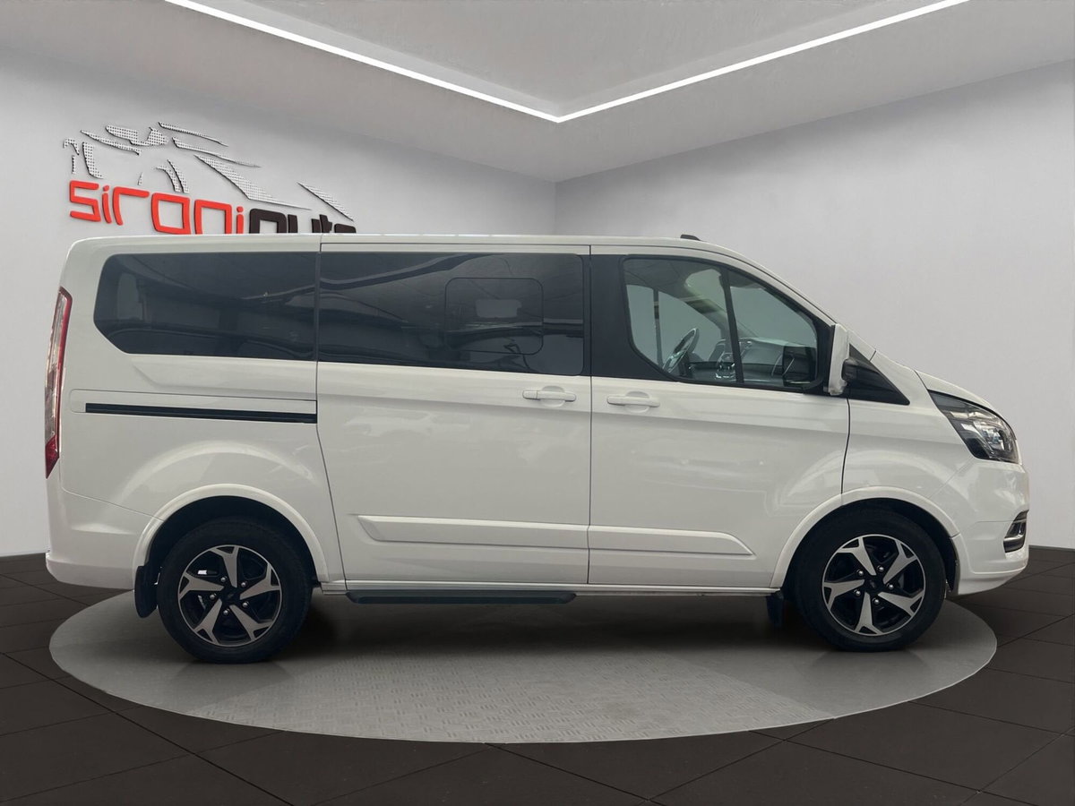 Ford Tourneo Custom Shuttle Bus 320 2.0 EcoBlue 130CV aut.PL Tit. (9)