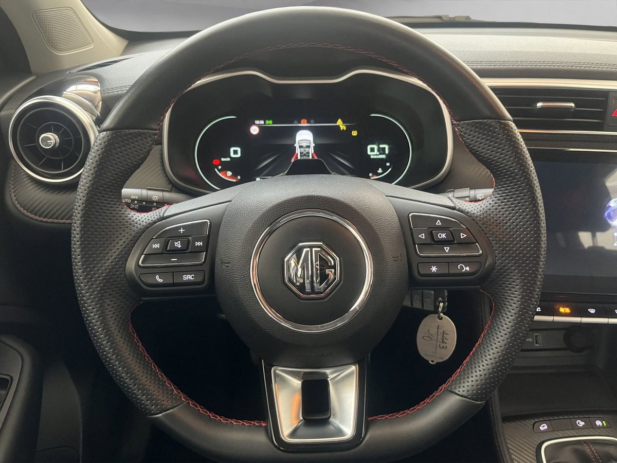 Mg ZS 1.5 Classic Luxury (13)