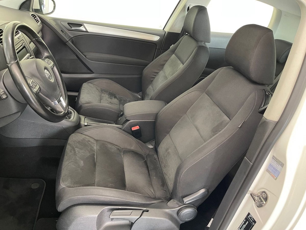 Volkswagen Golf 1.4 TSI 122CV 3p. Highline (11)