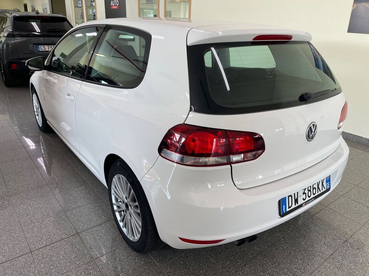 Volkswagen Golf 1.4 TSI 122CV 3p. Highline (7)