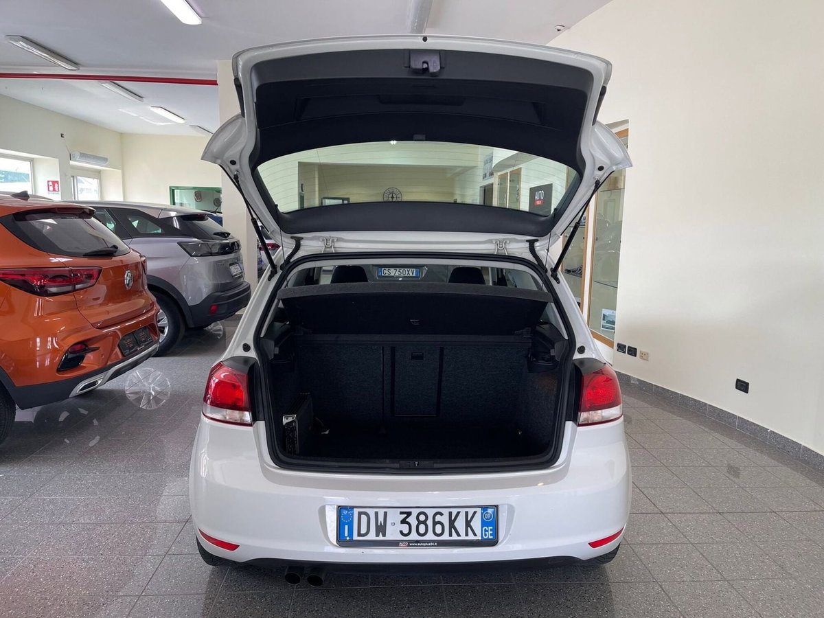 Volkswagen Golf 1.4 TSI 122CV 3p. Highline (8)