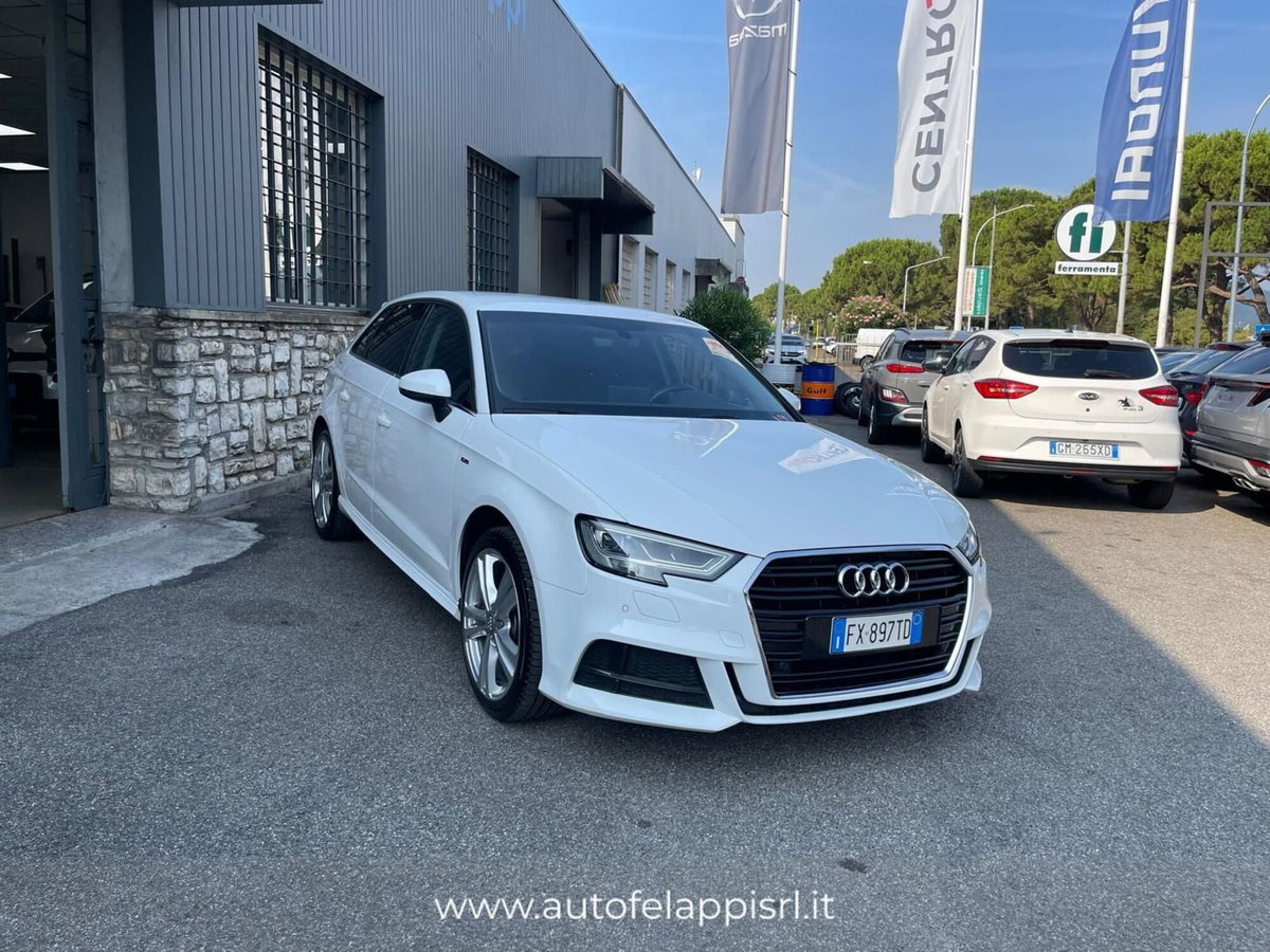 Audi A3 Sportback 30 TFSI S tronic Admired (4)