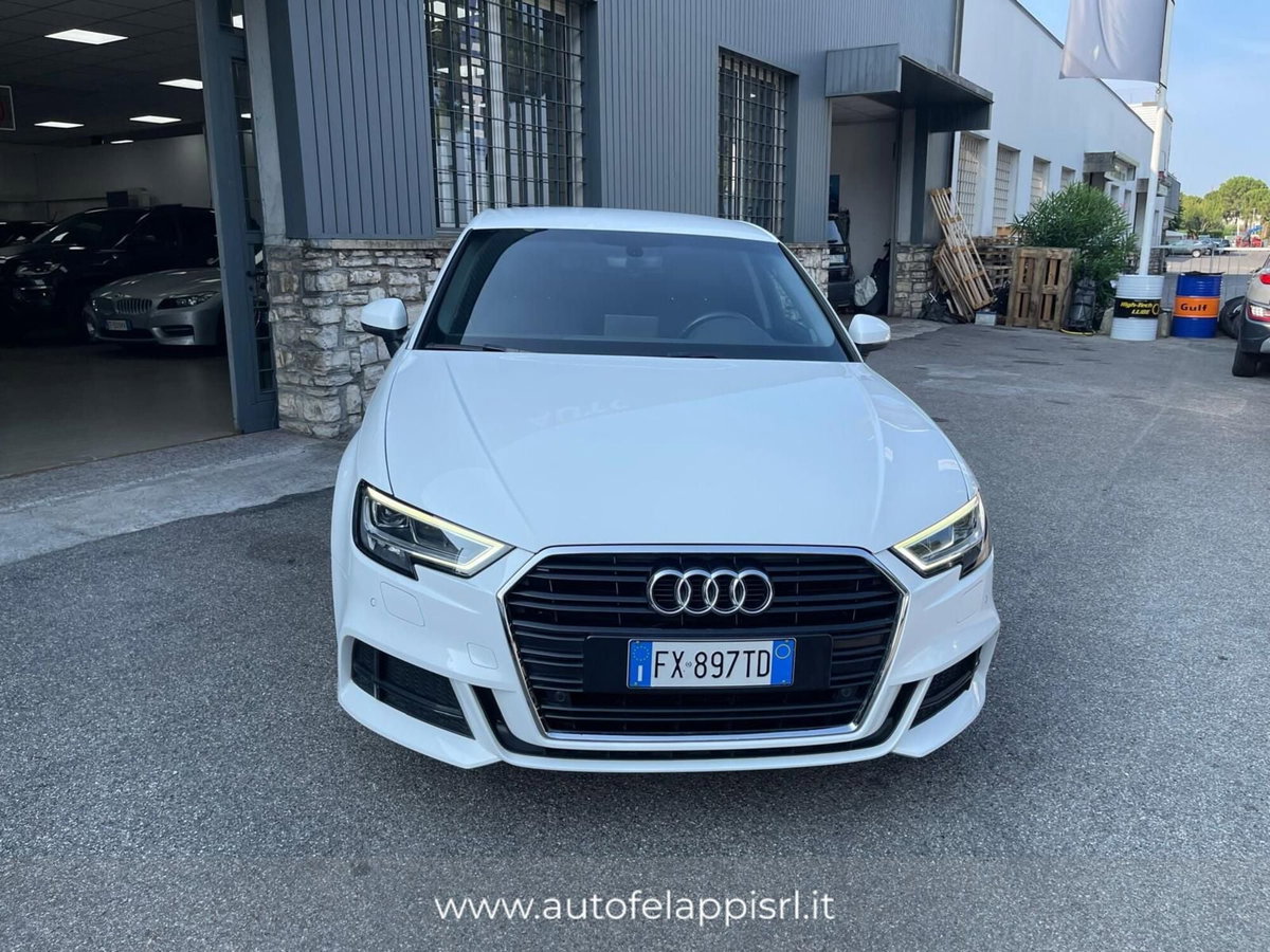 Audi A3 Sportback 30 TFSI S tronic Admired (6)