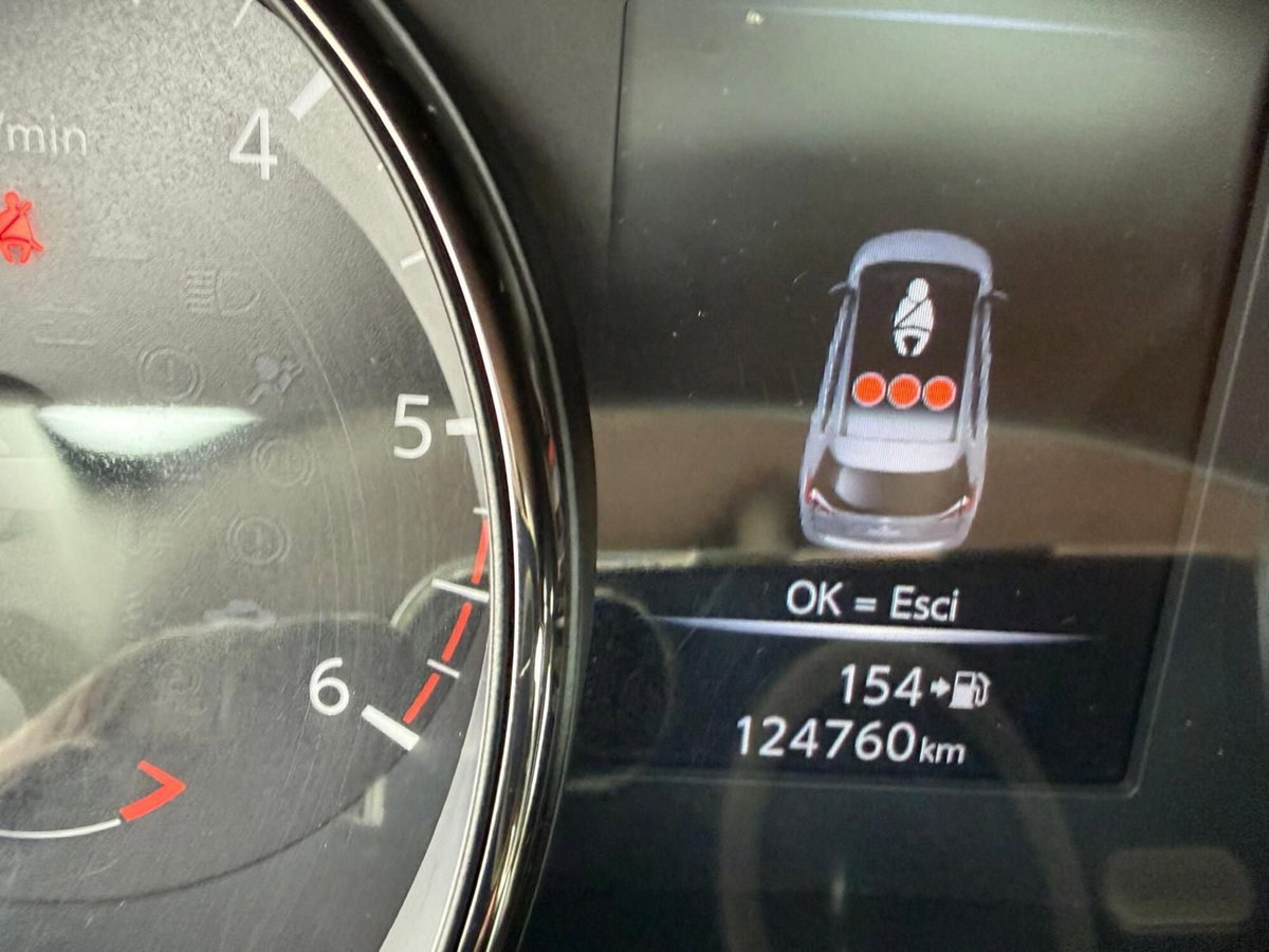Nissan X-Trail dCi 150 2WD Tekna (9)