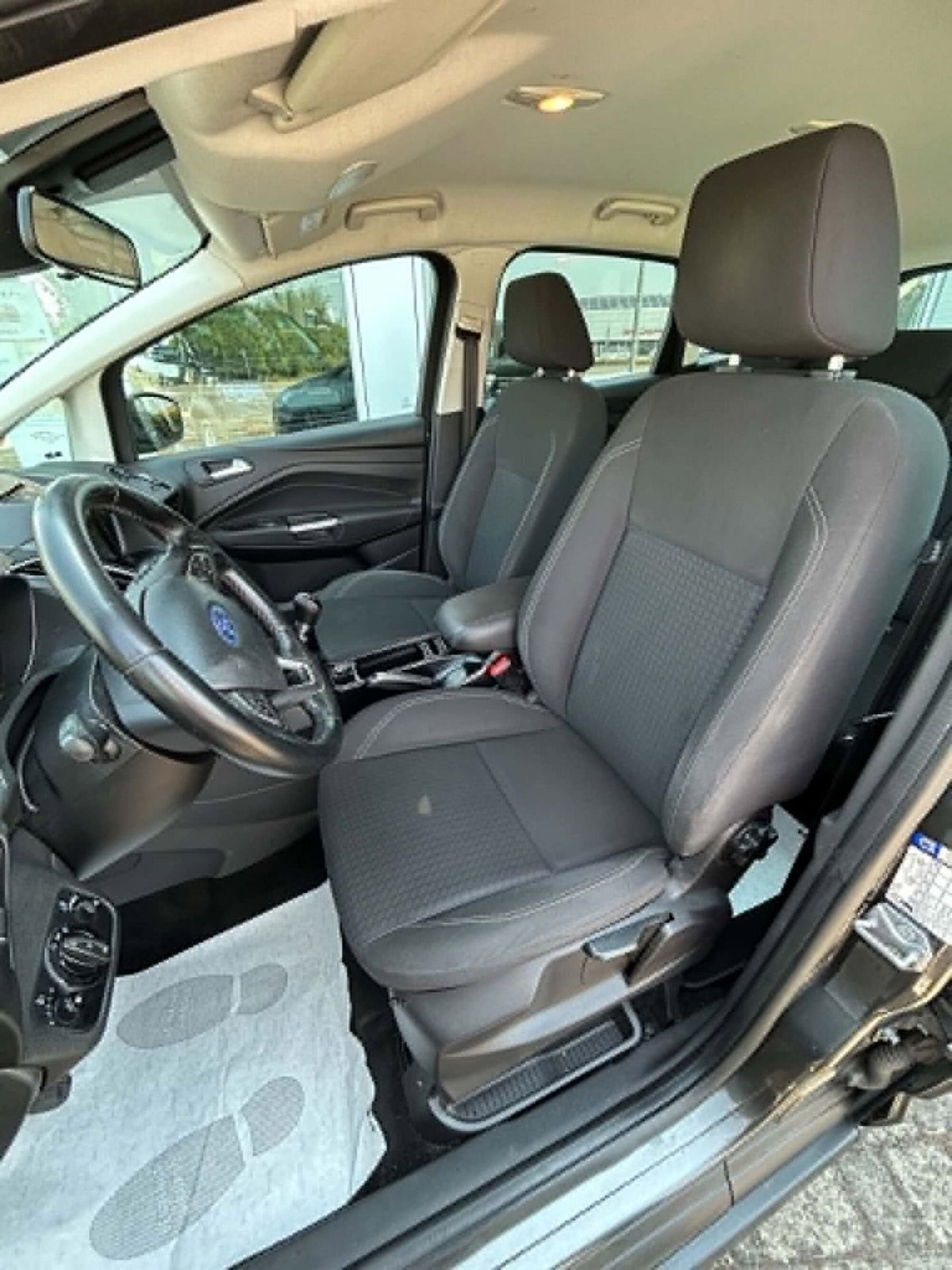 Ford C-Max 1.5 TDCi 120CV Start&Stop Plus (11)