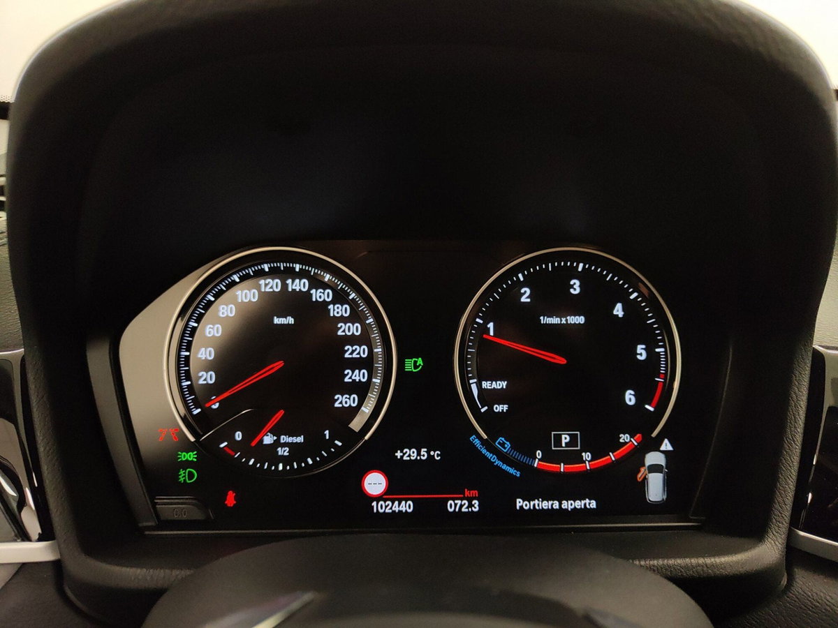 BMW X1 xDrive18d Sport (10)
