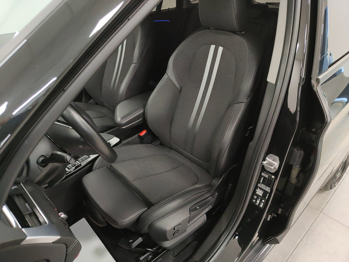 BMW X1 xDrive18d Sport (4)