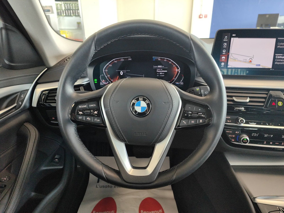 BMW Serie 5 Touring 520d 48V xDrive  Msport (16)