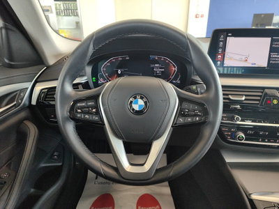 BMW Serie 5 Touring 520d 48V xDrive  Msport (16)