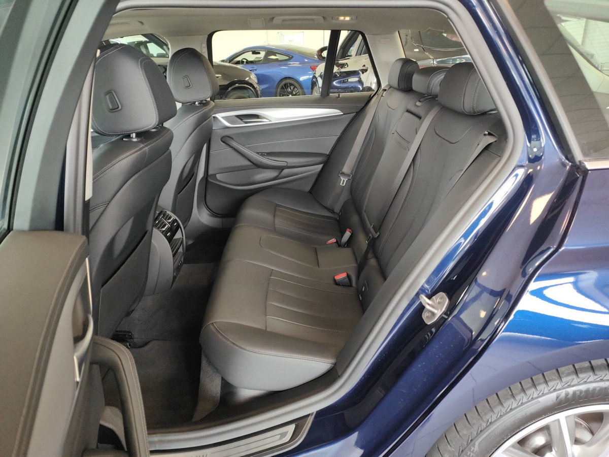 BMW Serie 5 Touring 520d 48V xDrive  Msport (7)