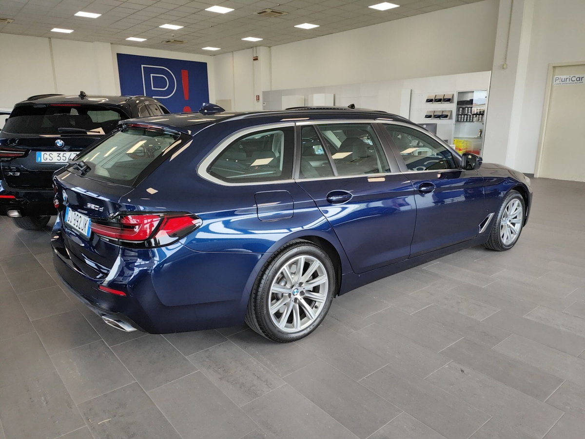 BMW Serie 5 Touring 520d 48V xDrive  Msport (8)