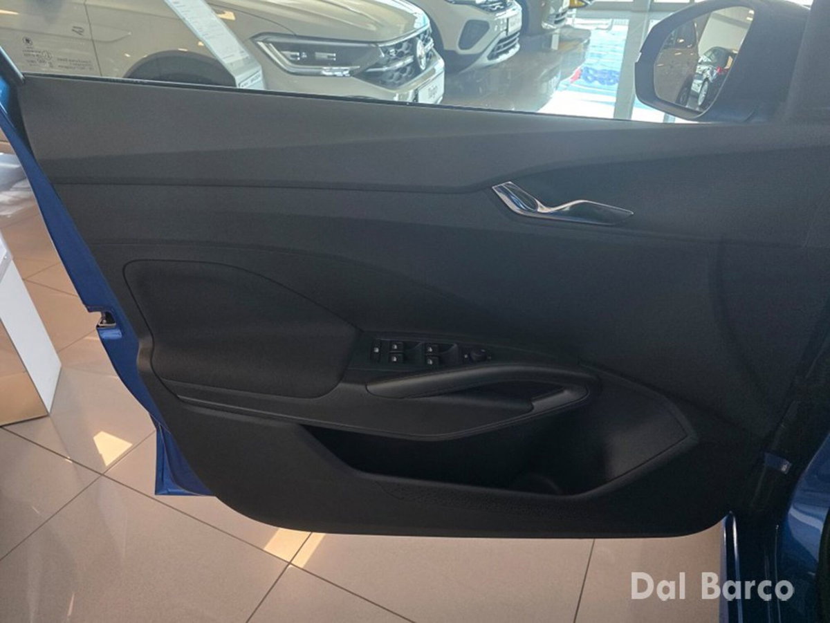 Skoda Fabia 1.0 tsi Be More 95cv (10)