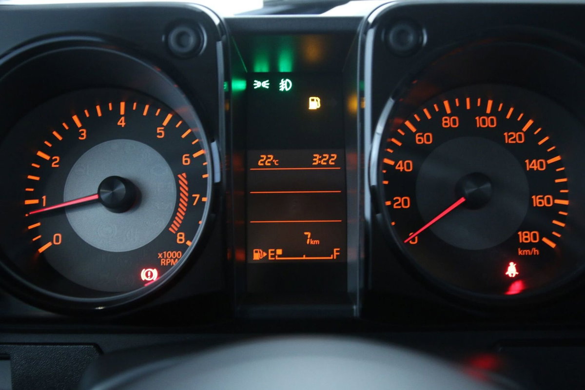 Suzuki Jimny 1.5 Pro 4wd allgrip (11)