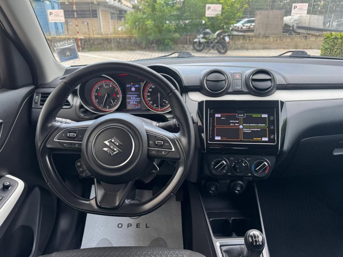 Suzuki Swift 1.2 Hybrid Cool (10)